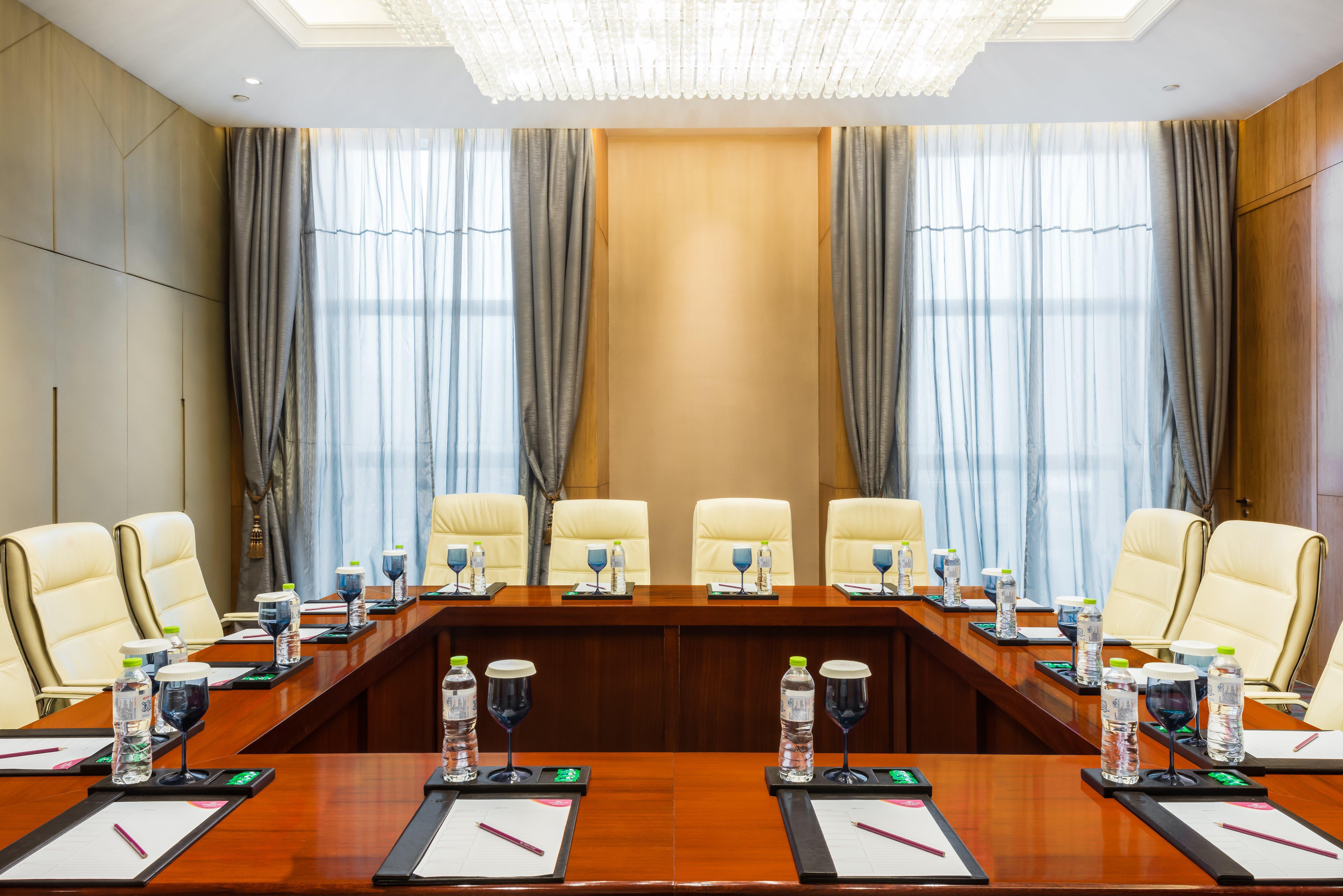 Hotel Crowne Plaza Xiangyang By Ihg Esterno foto