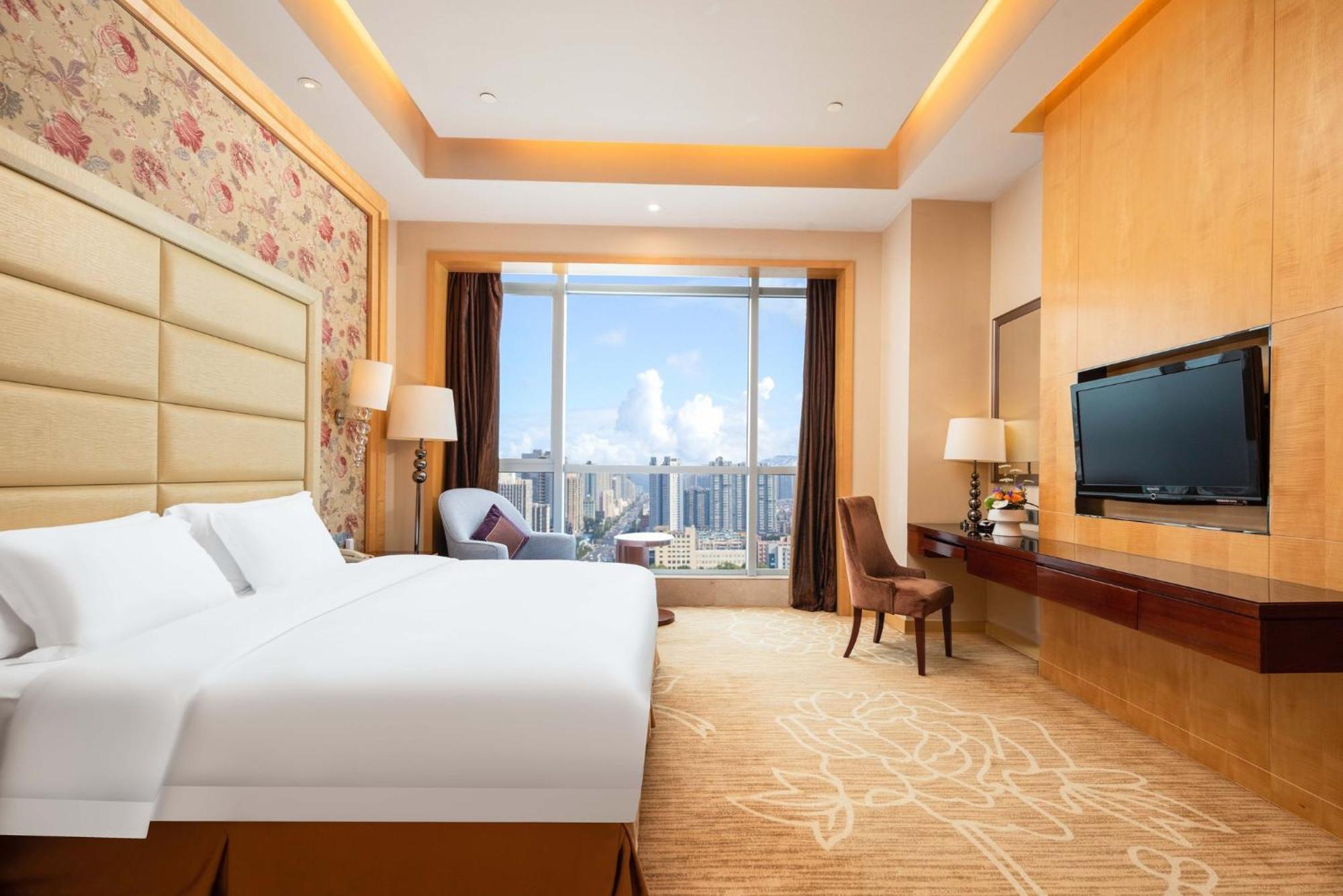 Hotel Crowne Plaza Xiangyang By Ihg Esterno foto