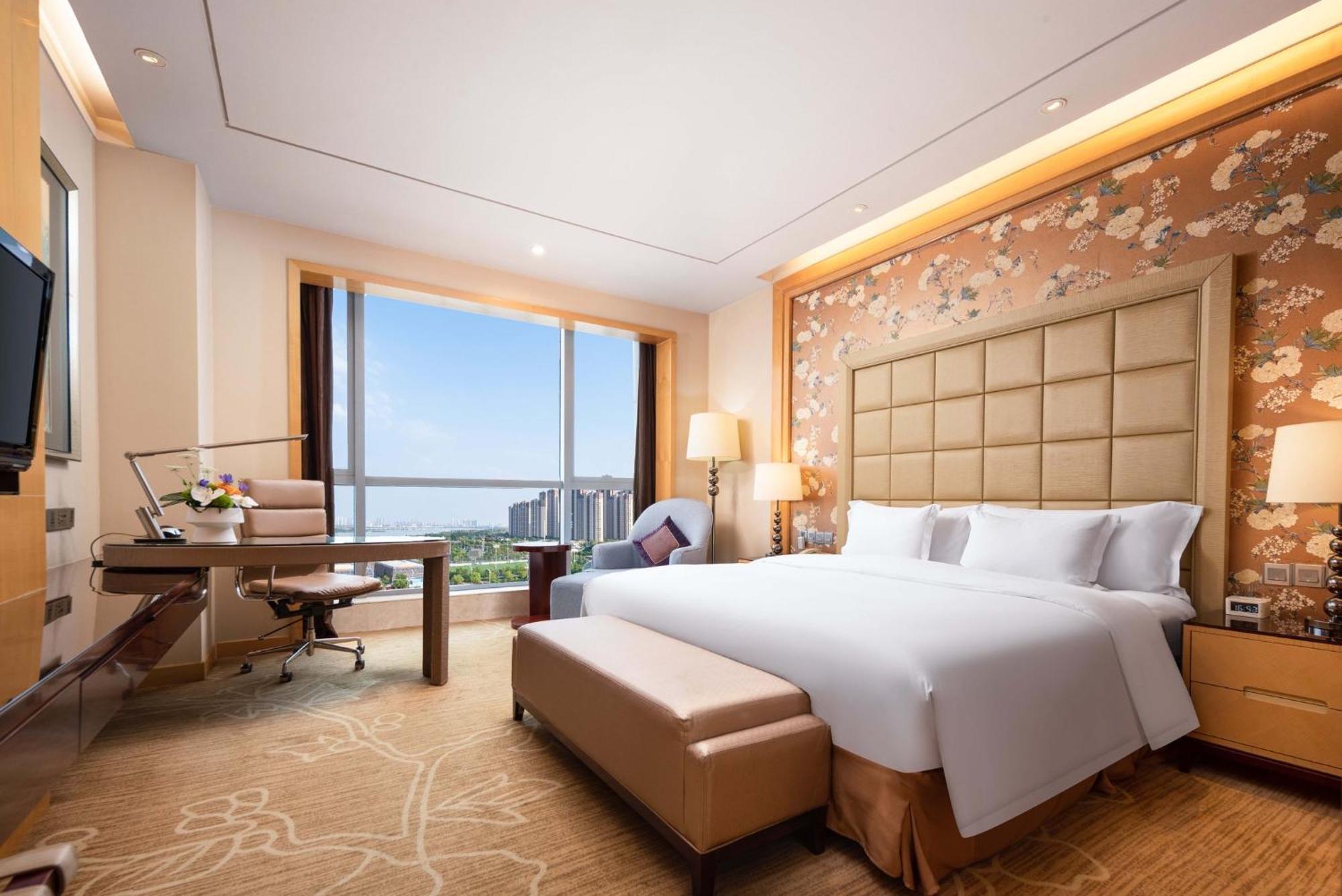 Hotel Crowne Plaza Xiangyang By Ihg Esterno foto