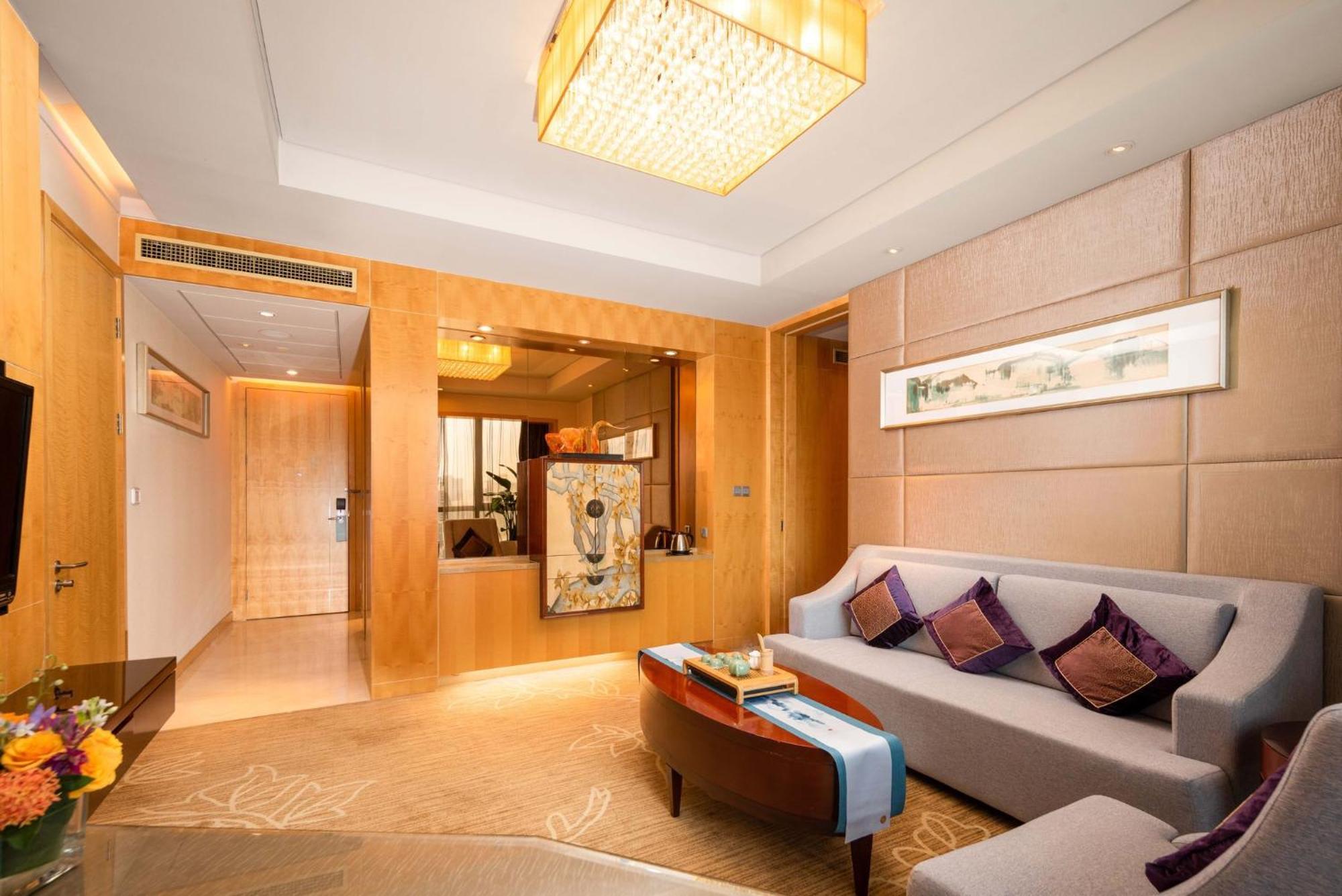 Hotel Crowne Plaza Xiangyang By Ihg Esterno foto